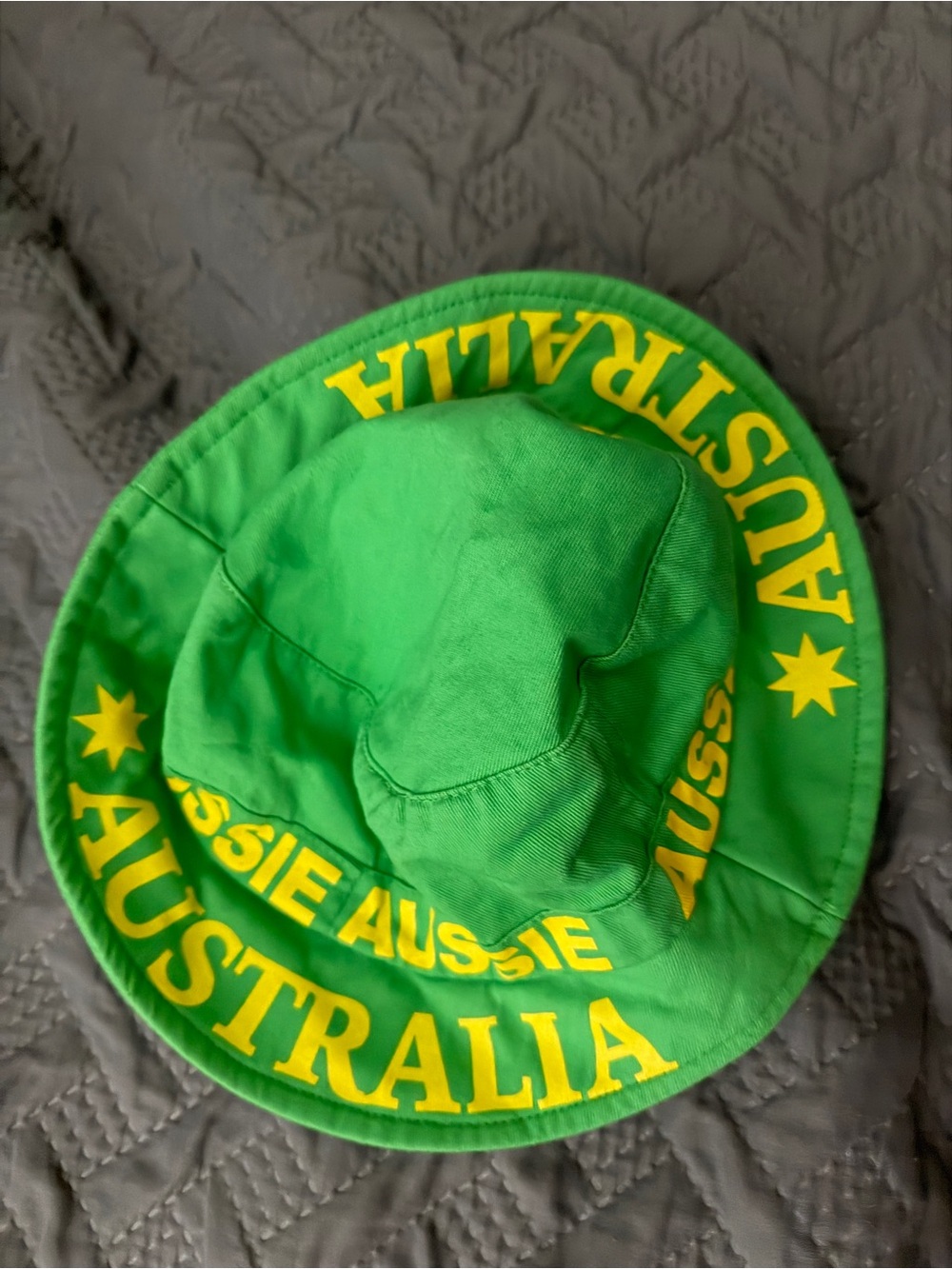 Green 'Australia' Bucket Hat with Yellow Text Excellent Condition!